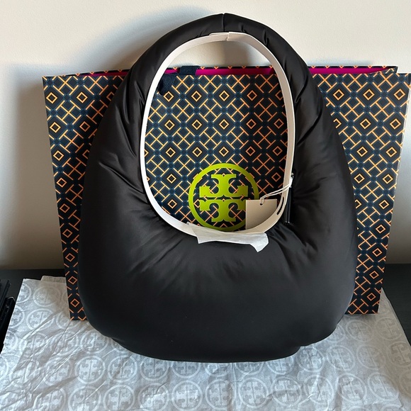 Tory Burch Britten Nylon Puffy Shoulder Bag Black Silver - Picture 8 of 13